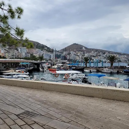 Oleander Sarandë