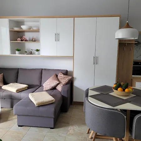 Oleander Apartment Sarande