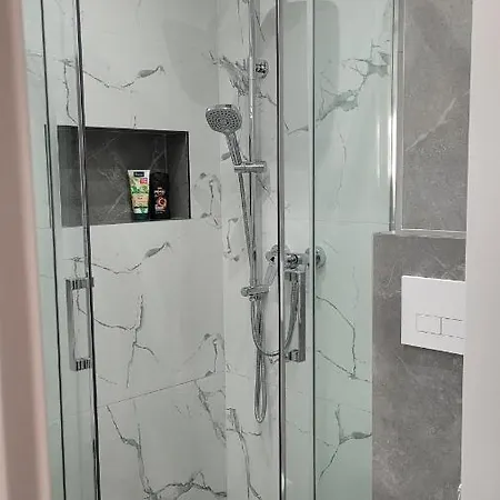 Oleander Apartment *